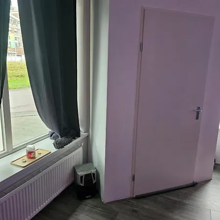 Charlois Apartment